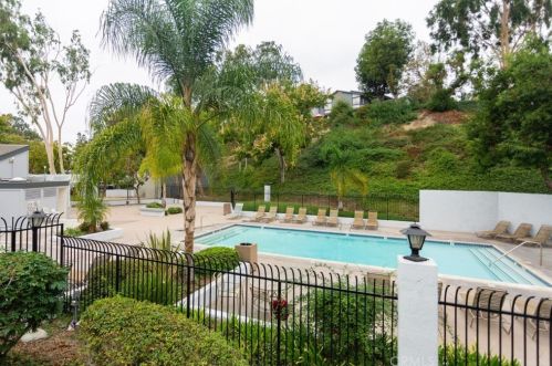 6472 Horse Shoe Ln, Yorba Linda CA  92886-6812 exterior