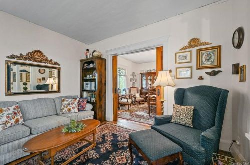 37 Prospect Ave, Middletown NY  10940-4119 exterior