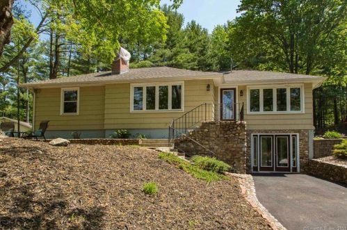 1356 Manchester Rd, Glastonbury, CT 06033-1824