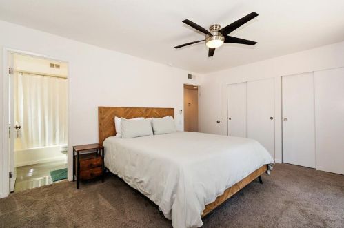 2632 Aurora Dr, Palm Springs CA  92262-2362 exterior
