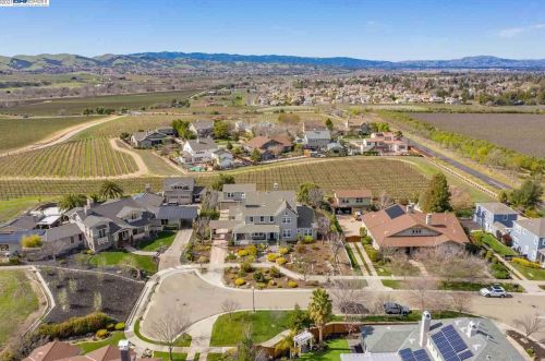 3267 Derby Ct, Livermore, CA 94550-6863