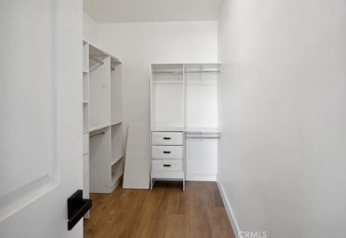 8042 Irvine Ave, North Hollywood CA  91605-1646 exterior