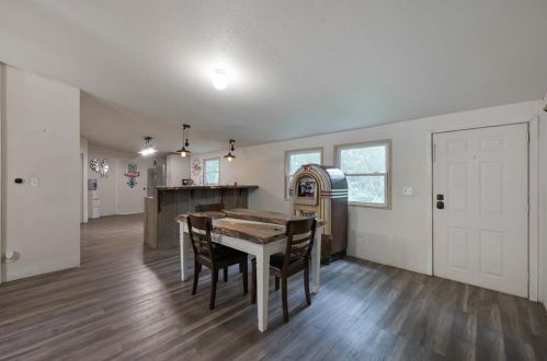 16501 Williams Rd, Conroe TX 77303-3496 exterior