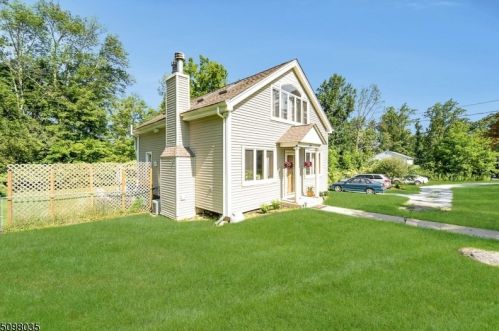 1839 Macopin Rd, West Milford Lakes, NJ 07480-1930