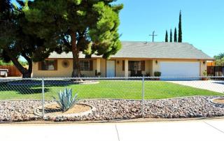 14025 Live Oak St, Hesperia, CA 92345-4616