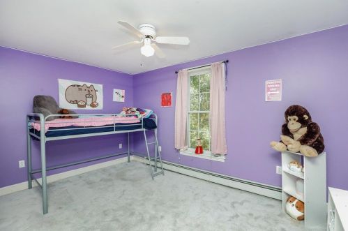 67 Butler St, Salem NH  03079-3940 exterior