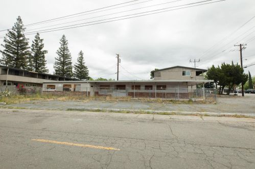5600 Haven Dr, North Highlands, CA 95660-4742