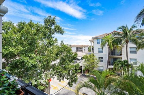 2321 Tuscany Way, Boynton Beach, FL 33435-7808