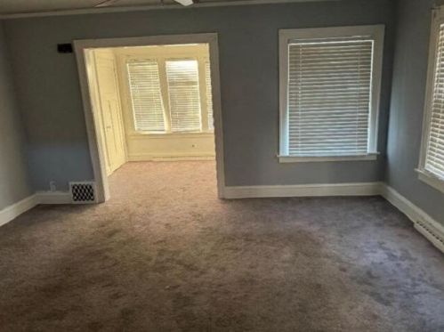 2802 Melvina St, Milwaukee WI  53216-2647 exterior