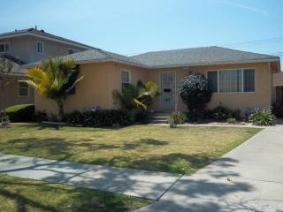 5943 Pennswood Ave, Lakewood, CA 90712-1230