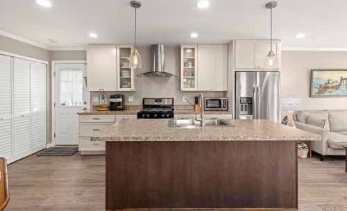 63 Bahia Ln, Oceanside CA  92058-1855 exterior