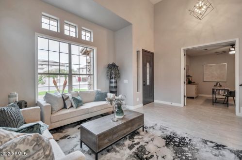 2571 Buena Vista Pl, Chandler, AZ 85249-5003