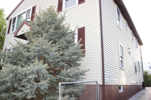 156 Golden Hill St, New Britain, CT 06053-2312