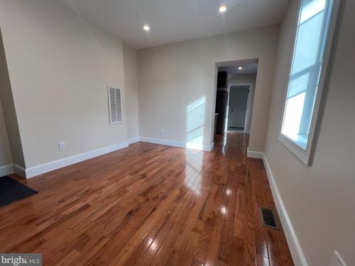 14 Peace St, Trenton NJ  08608-2004 exterior