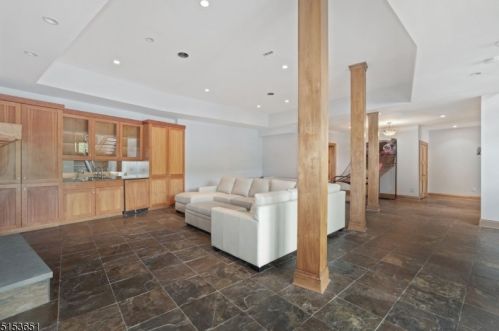 48 Shore Rd, Mountain Lakes NJ  07046-1523 exterior