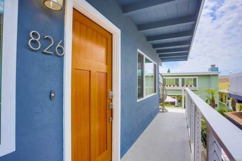 824 Anacapa Ct, San Diego CA  92109-8203 exterior