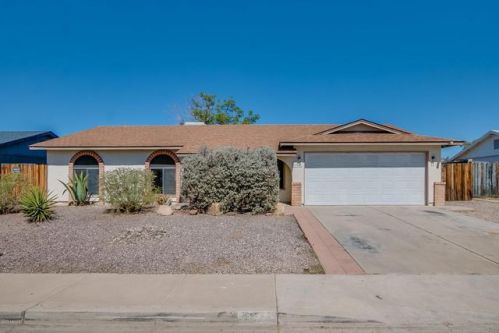 4914 Michigan Ave, Glendale, AZ 85308-1422