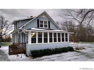 3 Haxton Ln, East Oakfield, NY 14125-1012