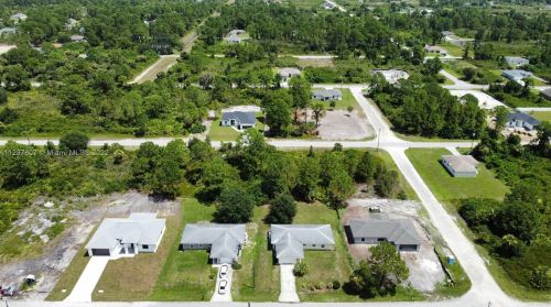 3206 65th St, Lehigh Acres, FL 33971-0868