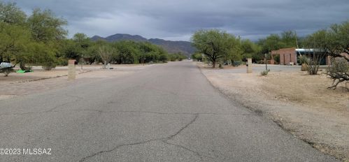 11100 Calle Vaqueros, Tucson, AZ 85749-8478