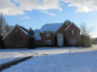 4596 Whippoorwill Dr, Hermitage, PA 16148-3256
