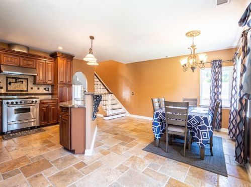 2409 Carson St, Torrance CA  90501-3120 exterior