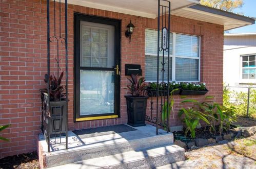1418 26th St, Saint Petersburg, FL 33713-5614