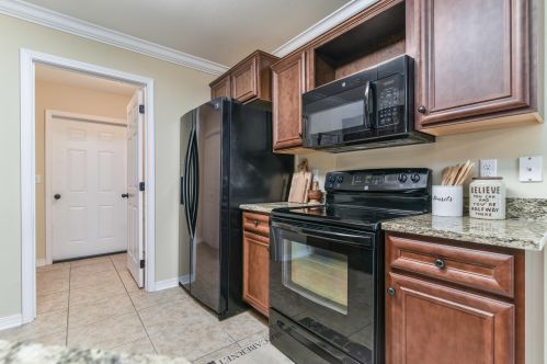 73 10th St, Shalimar FL  32579-1553 exterior