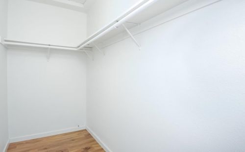 907 Marlin Dr, Vista CA  92084-5649 exterior