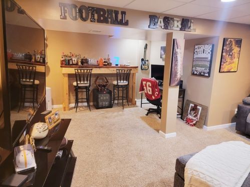 83 Belgium Hollow Rd, Mc Donald PA  15057-2923 exterior