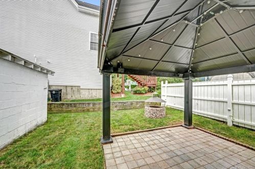 12 Sperry St, Milford CT  06460-7938 exterior