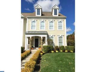 154 Pipers Inn Dr, Fountainville, PA 18923-9502