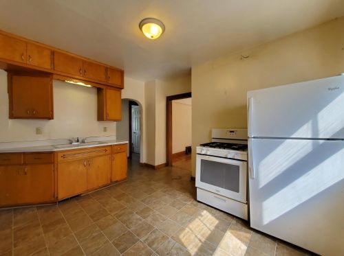 2825 52, Milwaukee WI 53210-1607 exterior