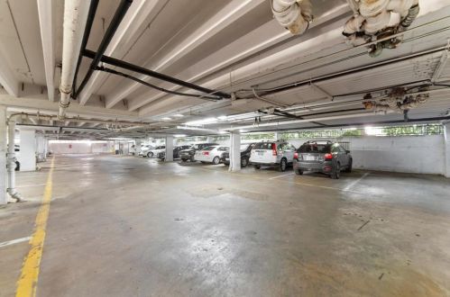 4837 Cedar Springs Rd, Dallas TX 75219-7223 exterior