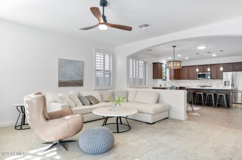 28305 44th Way, Cave Creek AZ  85331-3641 exterior