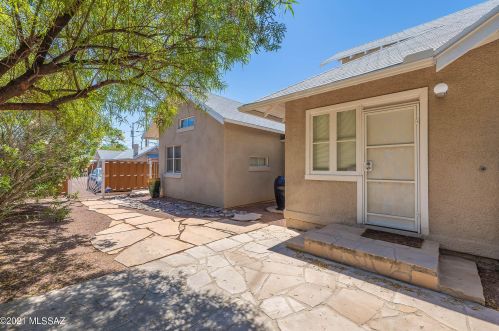 1042 3 Ave, Tucson AZ  85705-7472 exterior