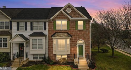 8519 Tackhouse Loop, Gainesville, VA 20155-2909