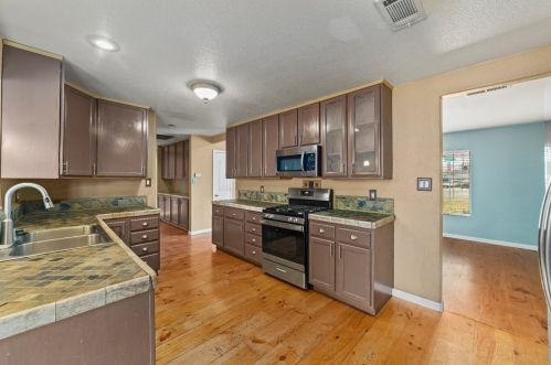 6961 Calvin Dr, Citrus Heights CA  95621-2858 exterior