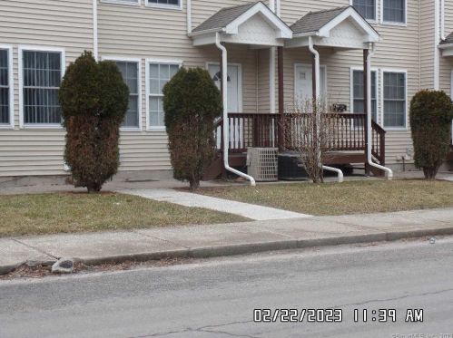 120 Sylvan Ave, Waterbury, CT 06706-1561