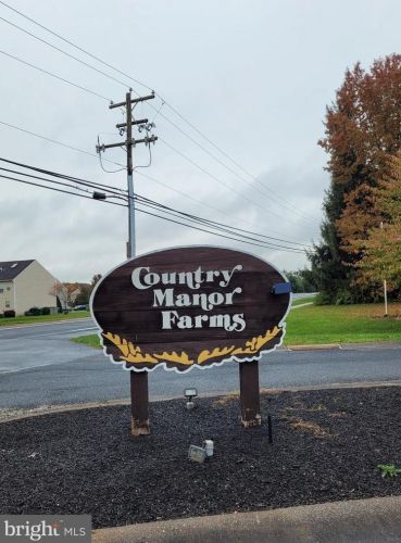 30 Meadow Run Pl, Harrisburg, PA 17112-3364