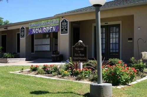 2008 Sam Houston Dr, Victoria TX  77901-3064 exterior