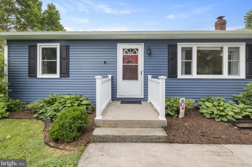 470 Mud College Rd, Littlestown, PA 17340-9720