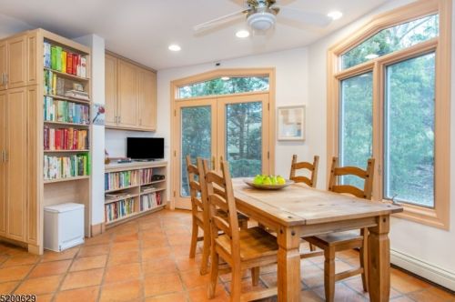 122 Upper Mtn Ave, Montclair NJ 07043-1428 exterior