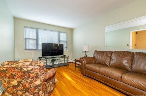 1655 Hubbell St, Bronx, NY 10461-2905