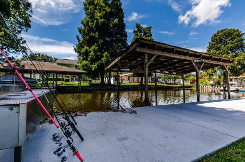 1426 Avenue H, Winter Haven FL  33881-4353 exterior