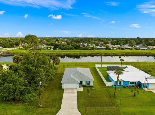 1231 Abingdon Ave, Fort Pierce, FL 34953-7331