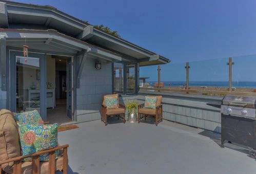 1136 Beacon Ave, Del Monte Park CA  93950-2106 exterior