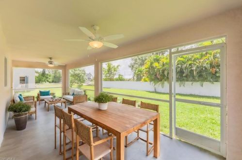 2822 10 Ter, Cape Coral FL  33993-5702 exterior
