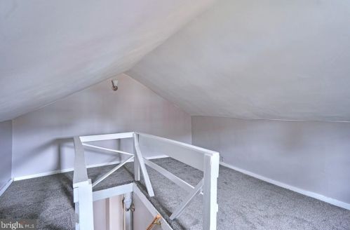 211 Basin St, Norristown PA 19401-4060 exterior