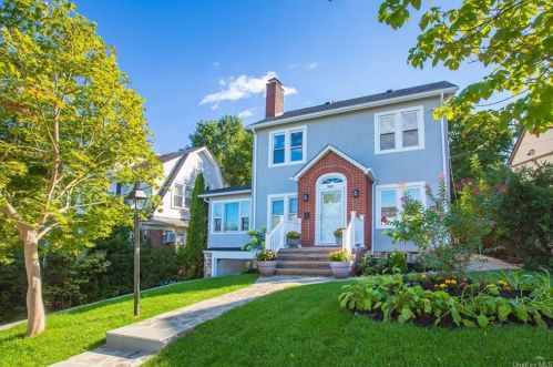 148 Locust Ave, Scarsdale, NY 10583-6228